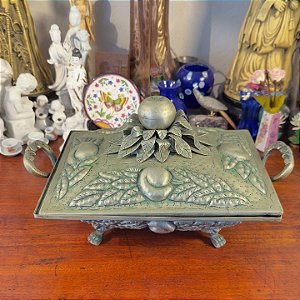 Elegante Caixa Boliviana.