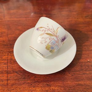 Xícara de café com pires em porcelana Limoges.