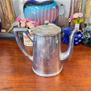 Bule em Prata Wolff.