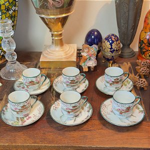Conjunto de Xicaras de Café Porcelana Japonesa.