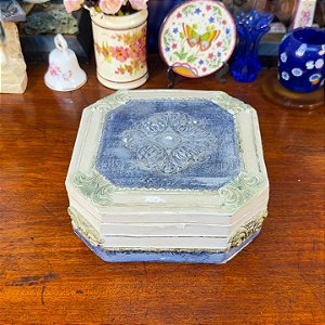 Caixa Decorativa em Gesso