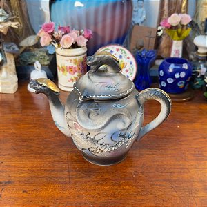 Bule De Chá Japonês Dragonware Moriage.
