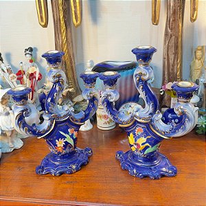 CASTIÇAL ZAPPI EM PORCELANA AZUL - VALOR UNITÁRIO