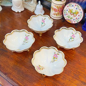 Conjunto com 4 antigas Tigelinhas para Sobremesa