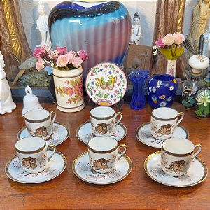 Jogo de xícaras Café em Porcelana Japonesa.