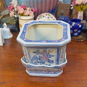 Cachepô de Porcelana com Prato.
