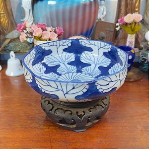 Tigela em Porcelana M-C Japan.