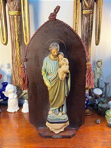 Oratório de Parede com Imagem de São José e Menino Jesus