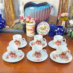 Conjunto de Xicaras de Café Porcelana Renner.