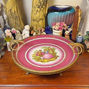 Elegante centro de mesa em autêntica porcelana D.P. 541.
