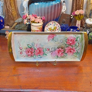 Bandeja em Porcelana Floral.