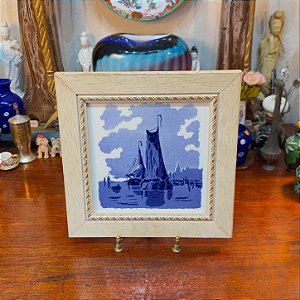 Quadro com Azulejo Holandês - Cena Náutica em Azul de Delft.