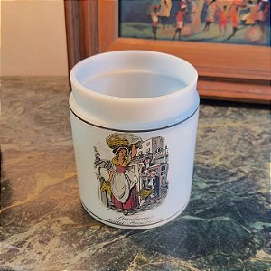 Pote de Toucador em Opalina Cries of London.