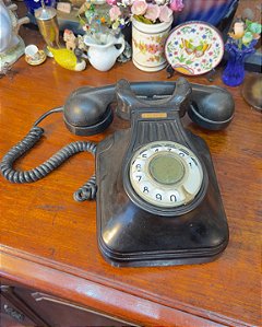 Telefone de Parede em Baquelite Preto - Anos 1970