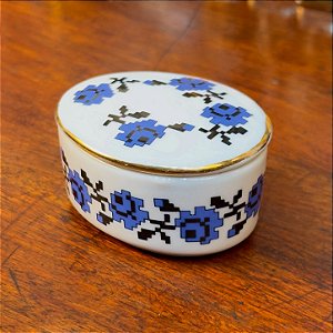 Caixinha de Porcelana com Rosas Azuis e Fio de Ouro