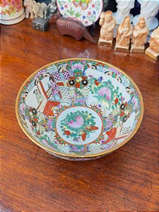 Tigela em Porcelana Chinesa Rose Medallion.