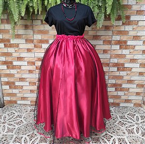 Saia tule preto com forro vermelho