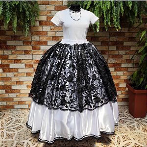 Saia de tule bordado preto com forro branco