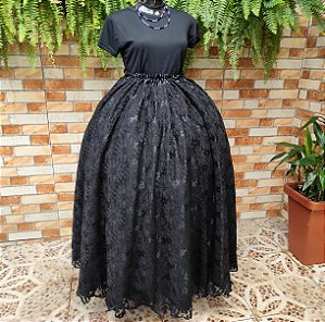 Saia de renda preta com forro preto