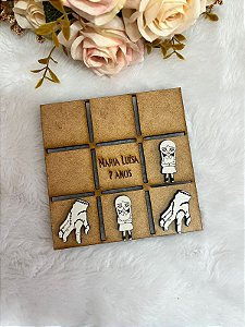 Lembrancinha Festa Wandinha – Jogo da Velha Infantil MDF (Kit 10 und)