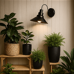 Arandela de Parede Judith Com Cúpula Fixa