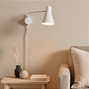 Arandela de Parede Eileen Com Cúpula Articulada