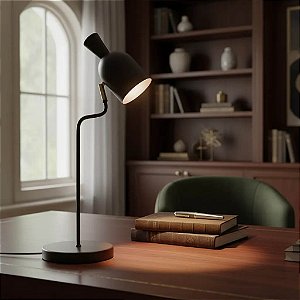 Luminária de Mesa Selune Com Haste Curvada e Cúpula Articulada
