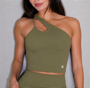 CROPPED ELEGANCE