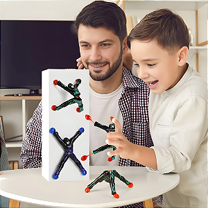 Boneco Ninja Que Gruda na Parede e Vidro Brinquedo Infantil Divertido e Interativo