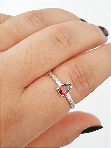 Anel solitário vermelho prata 925
