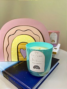VELA ALEM DO ARCO-IRIS - ÂMBAR E PATCHOULI 210G