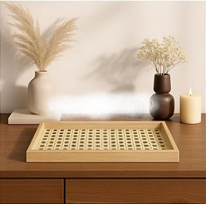 Bandeja decorativa vidro + palha 12x28