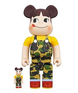 MEDICOM TOY x BAPE x PEKO-CHAN - Boneco Bearbrick 400% E 100% "Green Camo" -NOVO-