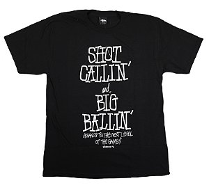 STUSSY x DELICIOUS VINYL - Camiseta Shot Callin And Big Ballin "Preto" -NOVO-