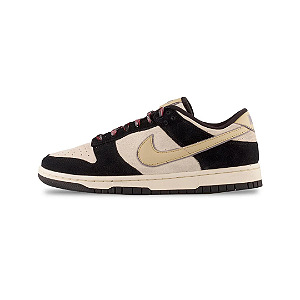 NIKE - Dunk Low LX "Black Suede/Team Gold" -NOVO-