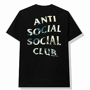 ANTI SOCIAL SOCIAL CLUB -  Camiseta Tonkotsu "Preto" -NOVO-