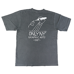 ONLY NY - Camiseta Graphic Arts "Cinza" -USADO-