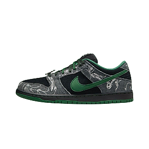 NIKE x THERE SKATEBOARDS - SB Dunk Low QS "Anthracite/George Green" (42,5 BR / 10,5 US) -NOVO-