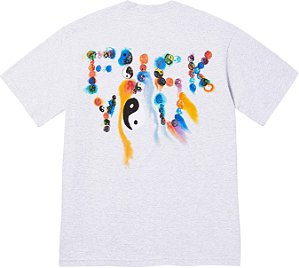 SUPREME - Camiseta Ying Yang "Cinza" -NOVO-