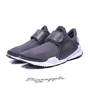 NIKE - Sock Dart "Wolf Grey" -USADO-