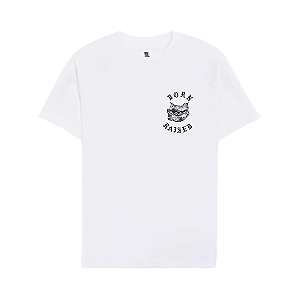 BORN X RAISED - Camiseta Boardwalk Shark "Branco" -NOVO-
