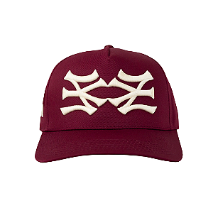 OMA DESIGN STUDIOS - Boné NY NY Side Curved Brim "Vinho/Creme" -NOVO-