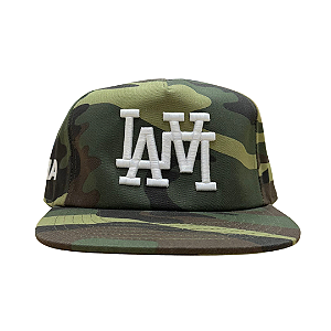 OMA DESIGN STUDIOS - Boné LA LA "Camo/Branco" -NOVO-