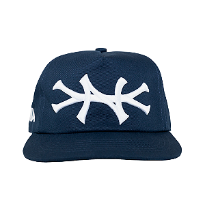 OMA DESIGN STUDIOS - Boné NY "Azul Escuro" -NOVO-