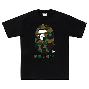 BAPE - Camiseta 1st Camo by Bathing Ape "Preto/Verde" -NOVO-
