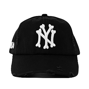 OMA DESIGN STUDIOS - Boné NY Bones Distressed "Preto" -NOVO-