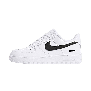 NIKE x SUPREME - Air Force 1 Low (2025) "White/Black" (37,5 BR / 6,5 US) -NOVO-