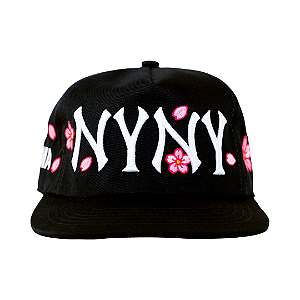 OMA DESIGN STUDIOS - Boné NY NY Cherry Blossom "Preto" -NOVO-