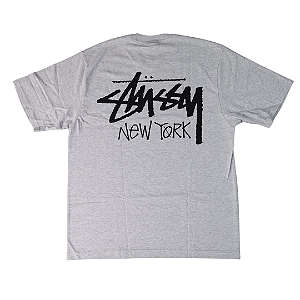 STUSSY - Camiseta Stock New York "Cinza" -NOVO-