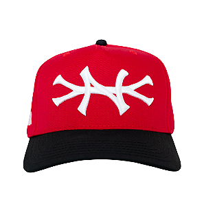 OMA DESIGN STUDIOS - Boné NY Side Curved Brim "Vermelho/Preto" -NOVO-